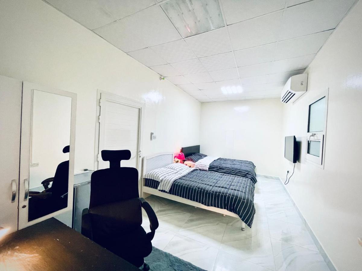 Private 2Bedroom Villa With T&B And Kitchenette Near Abu Dhabi International Airport Exteriör bild